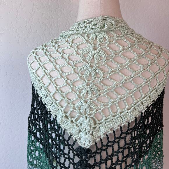 Handmade Crochet Knit Shawl Cottagecore Fairycore Blue Green Granny - Picture 10 of 10